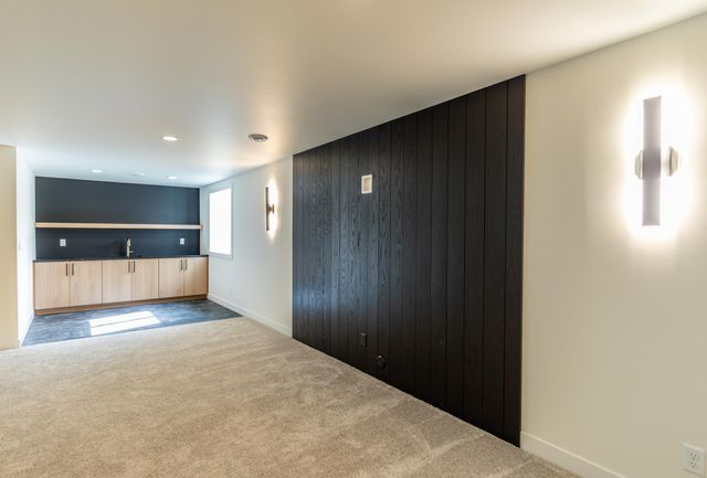 8030 59 Street S, Horace, ND 58047