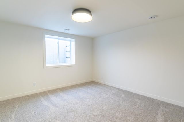 8030 59 Street S, Horace, ND 58047