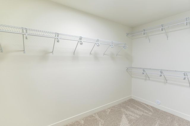 8030 59 Street S, Horace, ND 58047