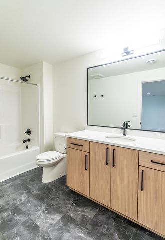 8030 59 Street S, Horace, ND 58047