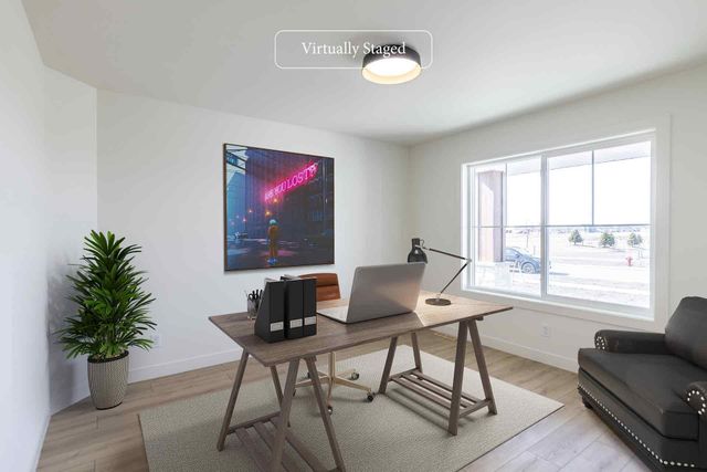 8030 59 Street S, Horace, ND 58047