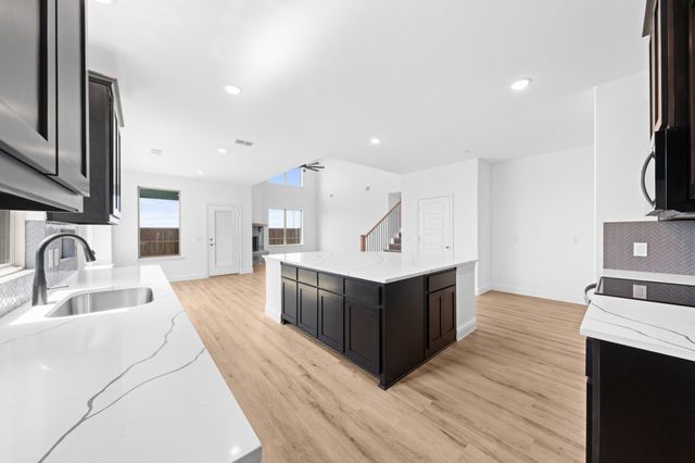 7011 Lilly Lane, Sanger, TX 76266