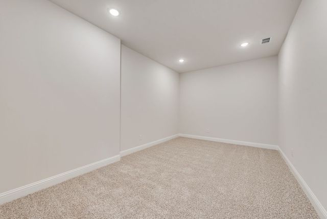 7011 Lilly Lane, Sanger, TX 76266