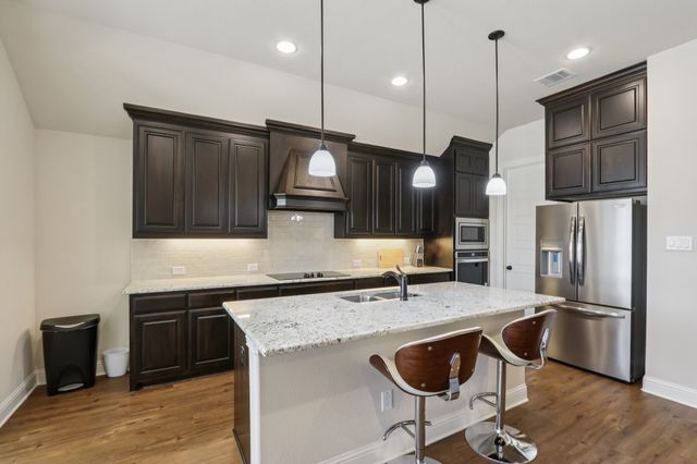 225 Brazos Drive, Waxahachie, TX 75165