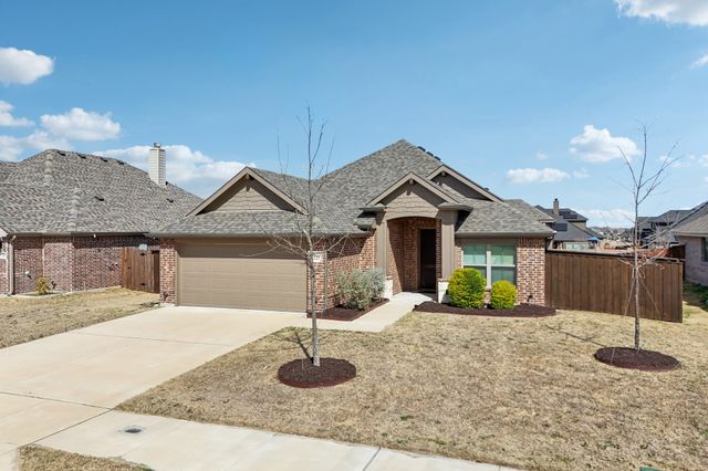 225 Brazos Drive, Waxahachie, TX 75165