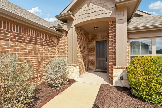 225 Brazos Drive, Waxahachie, TX 75165