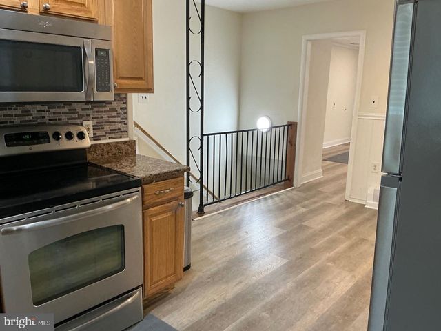 818 BALSAMTREE PL, Capitol Heights, MD 20743