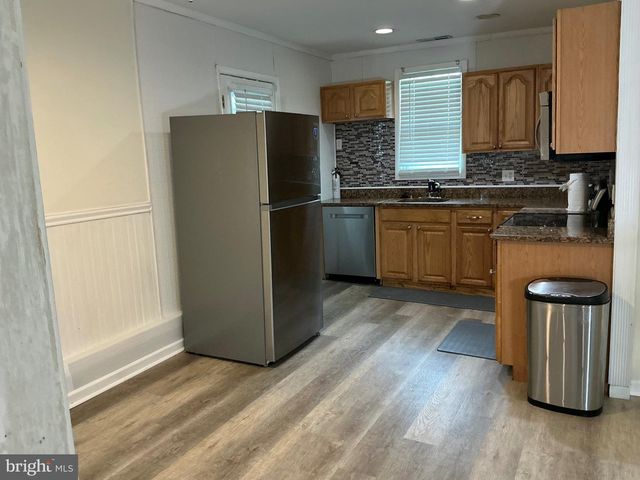 818 BALSAMTREE PL, Capitol Heights, MD 20743