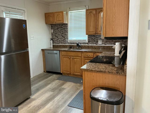 818 BALSAMTREE PL, Capitol Heights, MD 20743