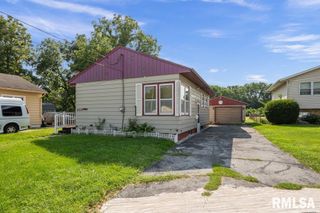 4234 9TH Street, Rock Island, IL 61201