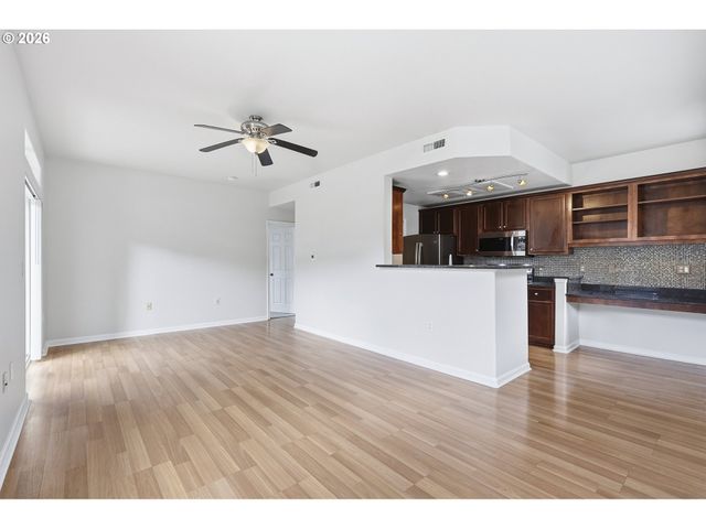 2365 SNOWBERRY RIDGE Ct, West Linn, OR 97068
