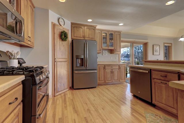 2430 WILDER STREET, Green Bay, WI 54311