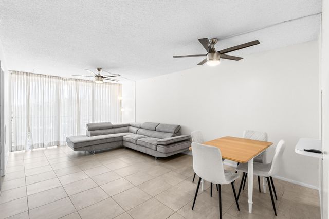 4501 NE 21 Avenue 406, Fort Lauderdale, FL 33308