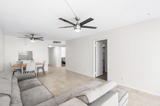 4501 NE 21 Avenue 406, Fort Lauderdale, FL 33308