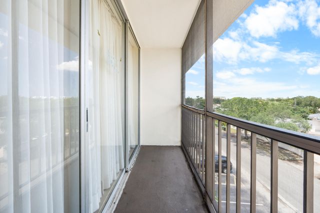 4501 NE 21 Avenue 406, Fort Lauderdale, FL 33308