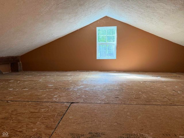 4420 S Calloway Drive, Hardinsburg, IN 47125