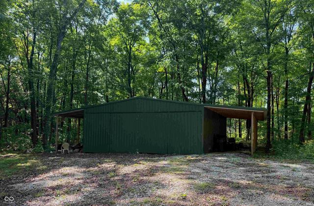 4420 S Calloway Drive, Hardinsburg, IN 47125