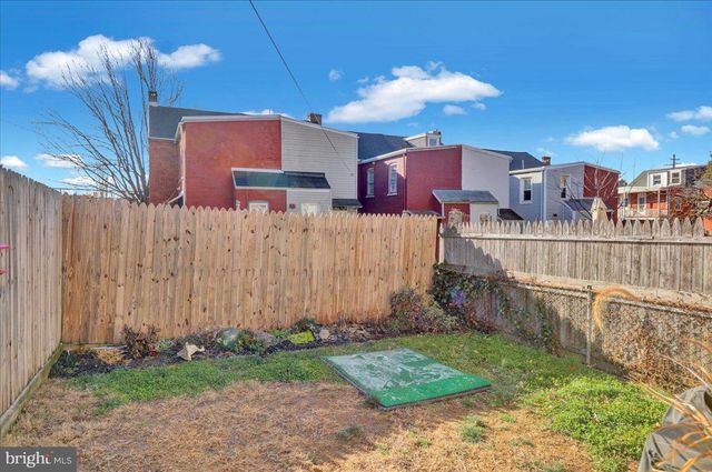 830 LAKE ST, Lancaster, PA 17603