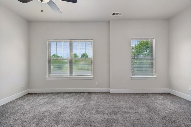 108 Hartsville Ct, Lebanon, TN 37087