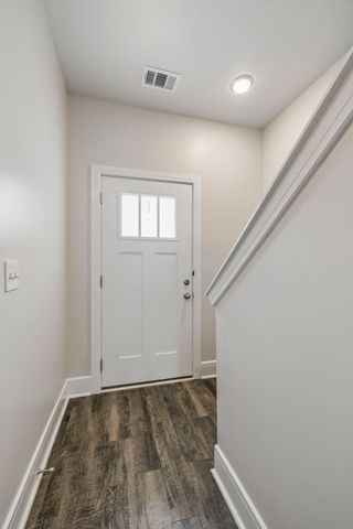108 Hartsville Ct, Lebanon, TN 37087