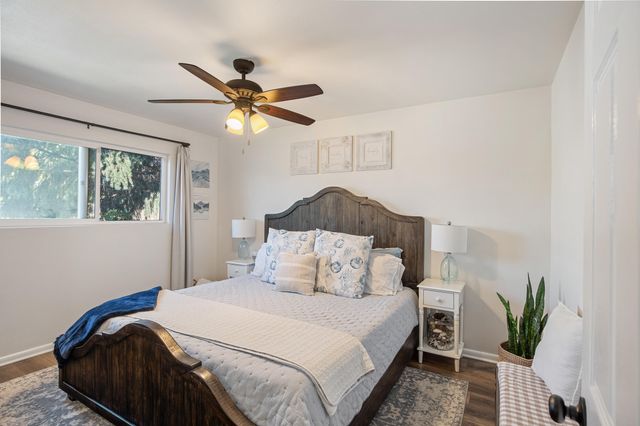 705 NE Beacon Drive, Grants Pass, OR 97526