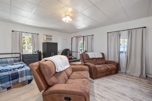 705 NE Beacon Drive, Grants Pass, OR 97526