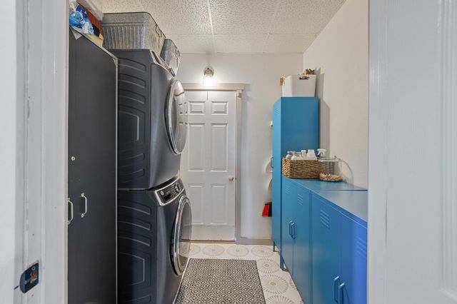 705 NE Beacon Drive, Grants Pass, OR 97526