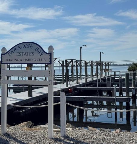 8 6TH STREET, Bradenton, FL 34210