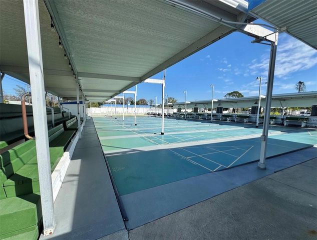 8 6TH STREET, Bradenton, FL 34210