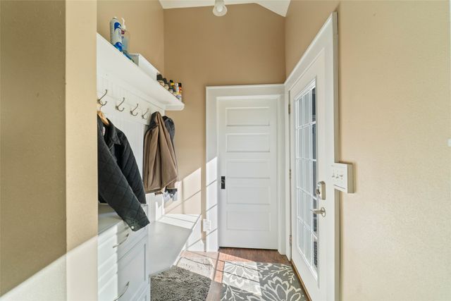 601 E 9th Street S, Newton, IA 50208