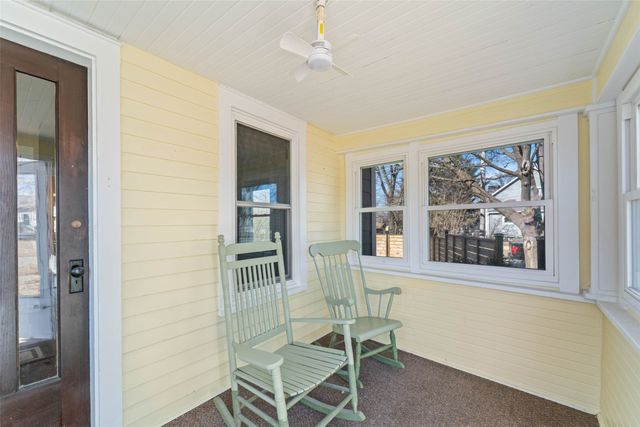 601 E 9th Street S, Newton, IA 50208