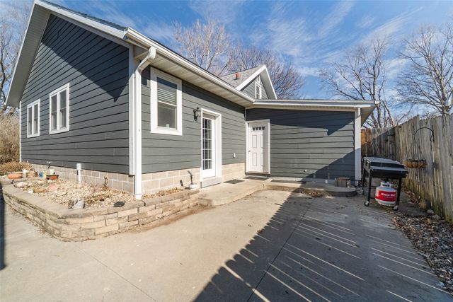 601 E 9th Street S, Newton, IA 50208