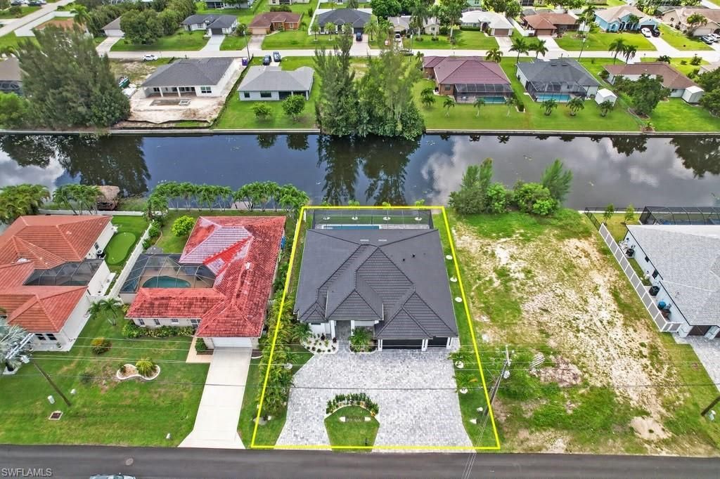 136 SW 28th ST, CAPE CORAL, FL 33914 — photo 4