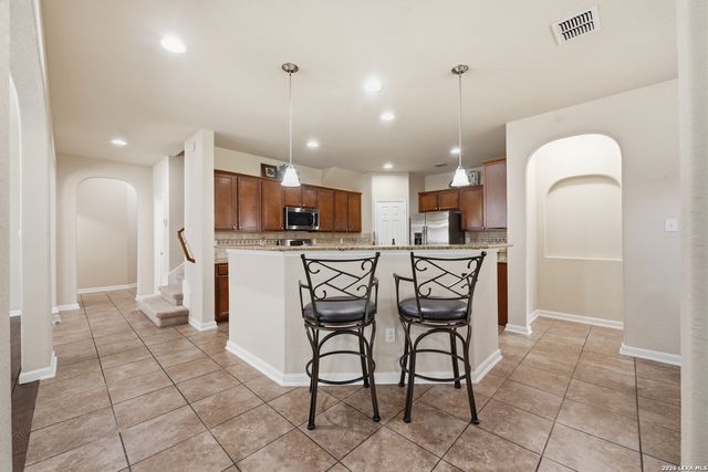 8919 BLACK FRST, Helotes, TX 78023