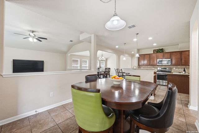 8919 BLACK FRST, Helotes, TX 78023