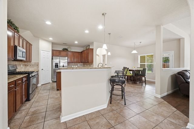 8919 BLACK FRST, Helotes, TX 78023