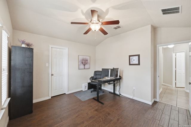 8919 BLACK FRST, Helotes, TX 78023