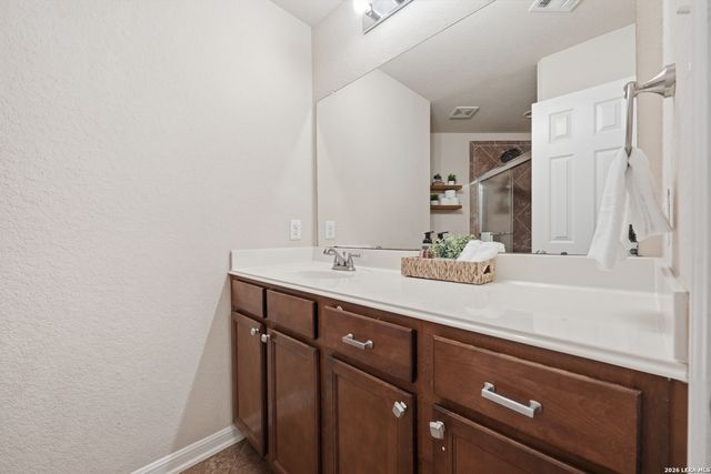 8919 BLACK FRST, Helotes, TX 78023