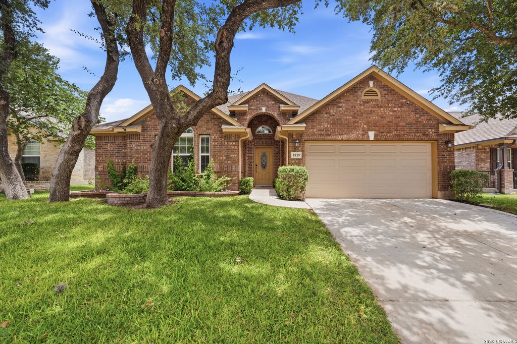 8919 BLACK FRST, Helotes, TX 78023
