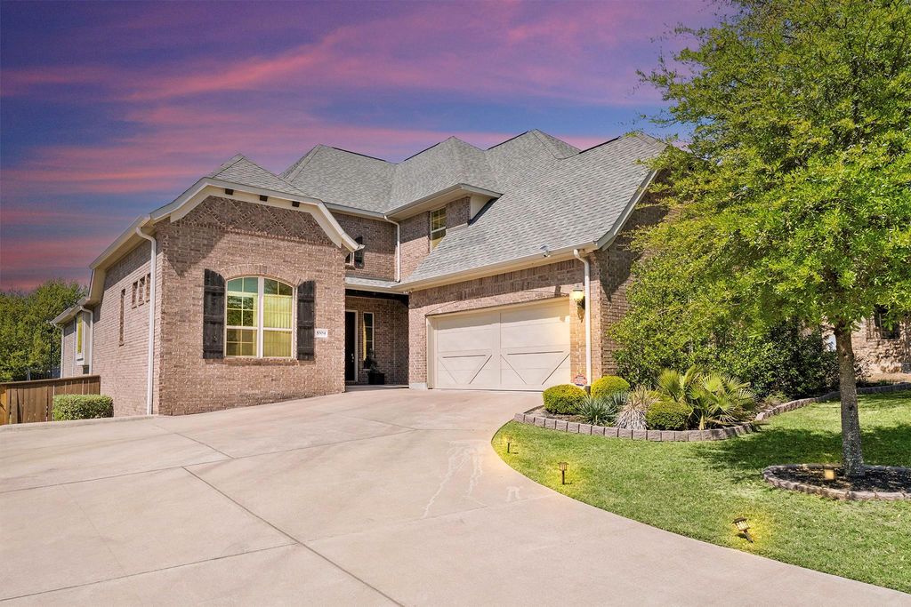 5304 Via Besso DR, Bee Cave, TX 78738