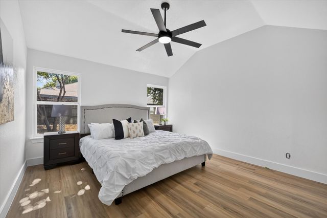 2116 Brooklake Street W, Denton, TX 76207