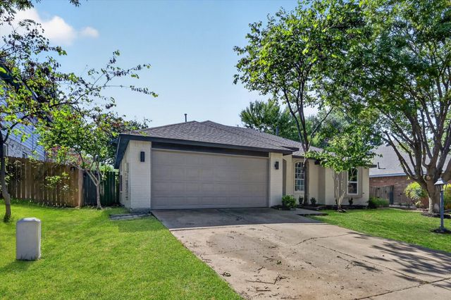 2116 Brooklake Street W, Denton, TX 76207