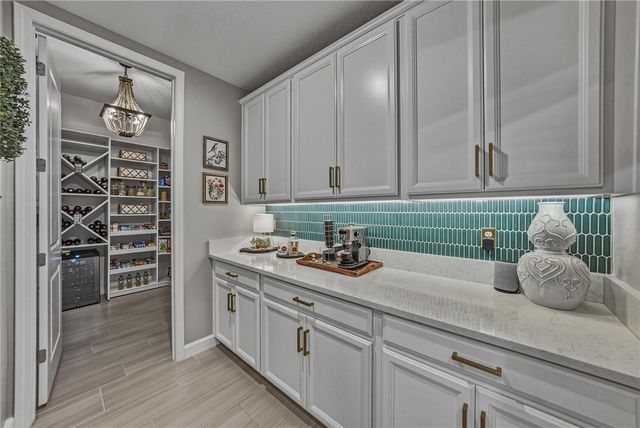 5305 WINDY GROVE DRIVE, Wimauma, FL 33598