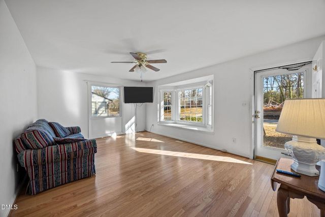 525 Barksdale Drive, Raleigh, NC 27604