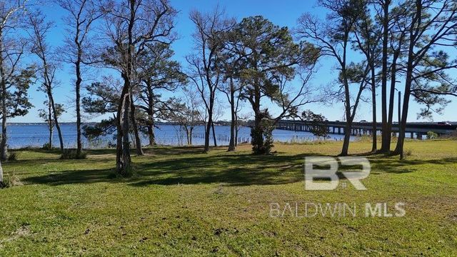 12698 6th Street, Lillian, AL 36549