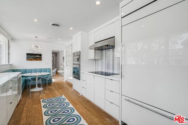 13855 Cumpston Street, Sherman Oaks, CA 91401