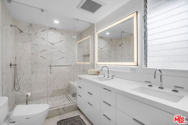 13855 Cumpston Street, Sherman Oaks, CA 91401