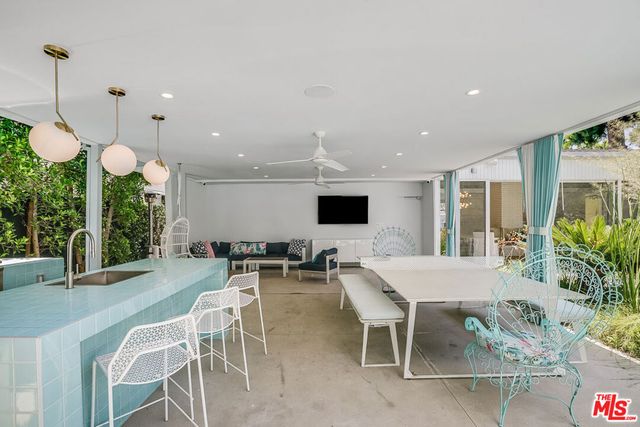 13855 Cumpston Street, Sherman Oaks, CA 91401