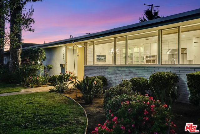 13855 Cumpston Street, Sherman Oaks, CA 91401