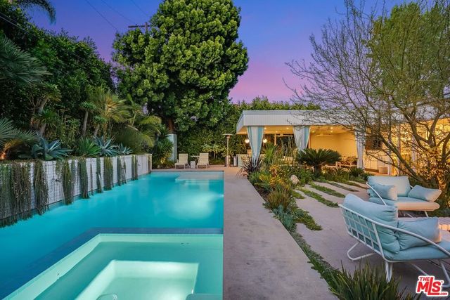 13855 Cumpston Street, Sherman Oaks, CA 91401